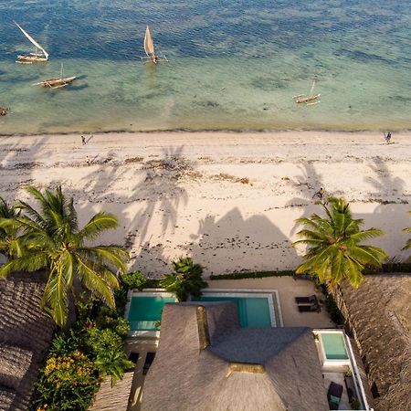 Joya' Beach Suites & Villa Джамбиани Экстерьер фото