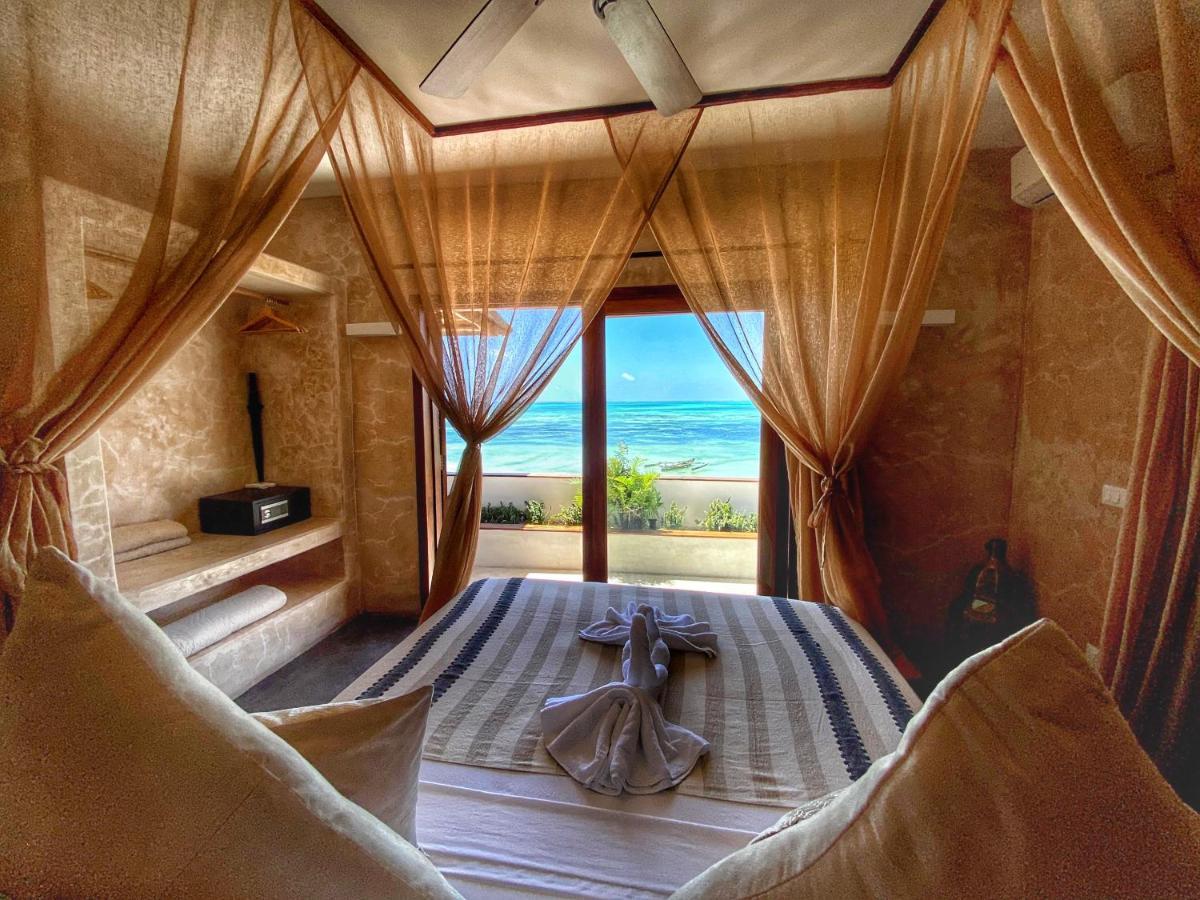 Joya' Beach Suites & Villa Джамбиани Экстерьер фото