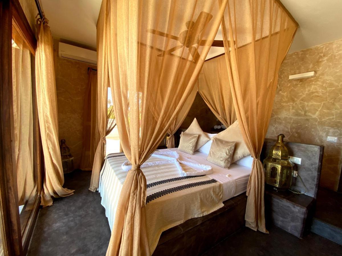 Joya' Beach Suites & Villa Джамбиани Экстерьер фото