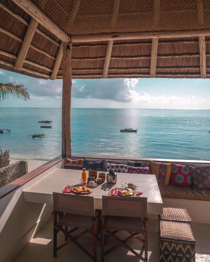 Joya' Beach Suites & Villa Джамбиани Экстерьер фото